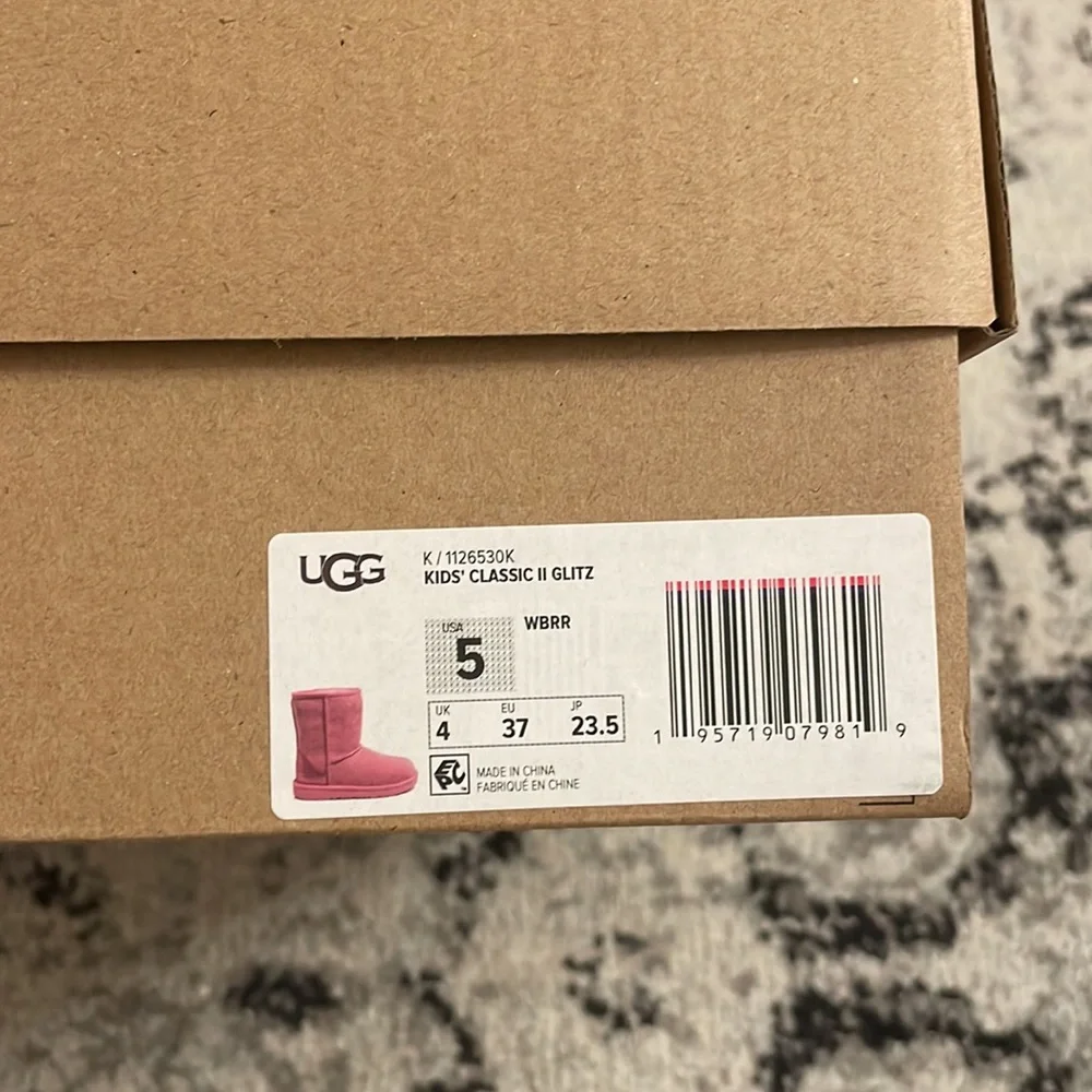 UGG Kids’ Classic II Glitz Bootie in Wild Berry, Big Girl sz 5